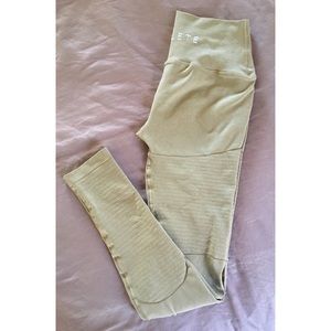 Alphalete Revival Leggings